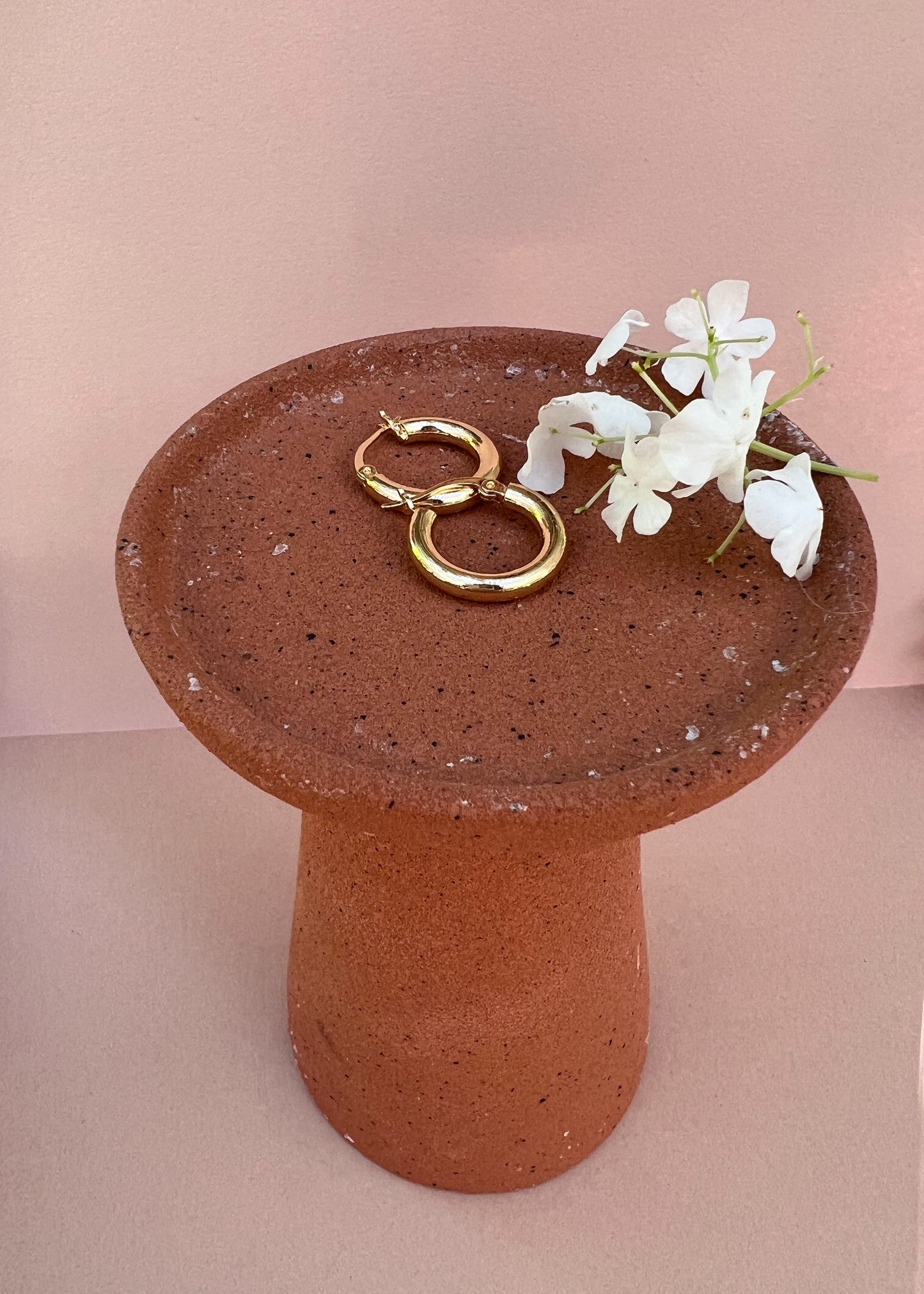 Lulu Plain Golden Hoops