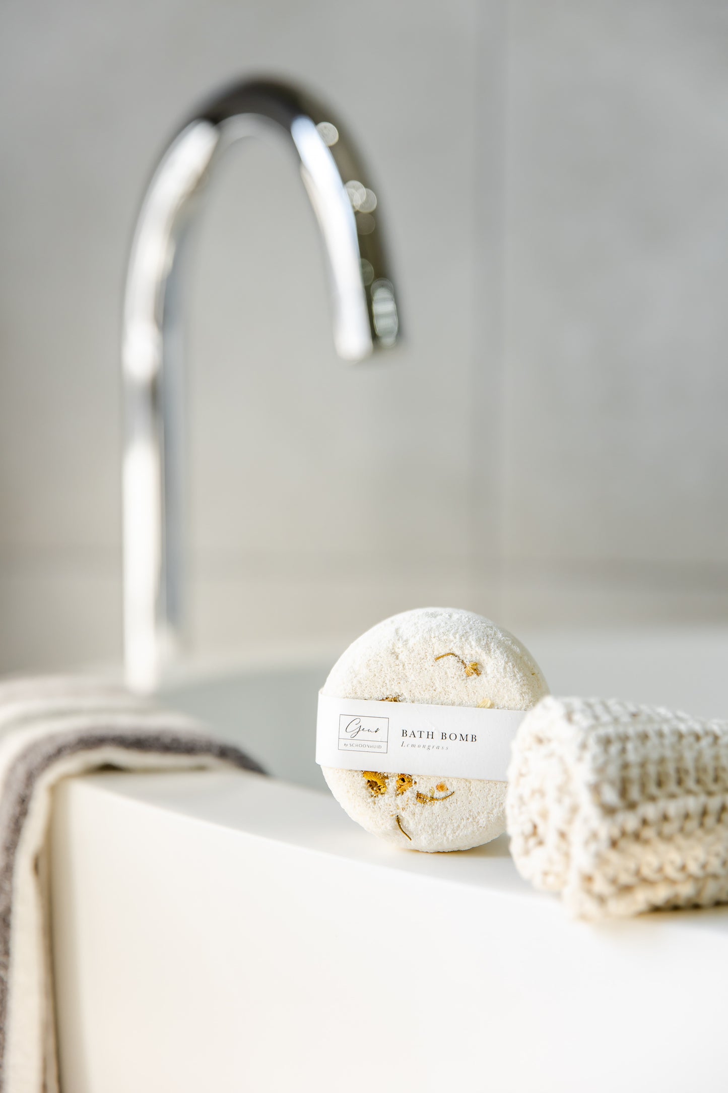 Lemongrass Bath Bomb